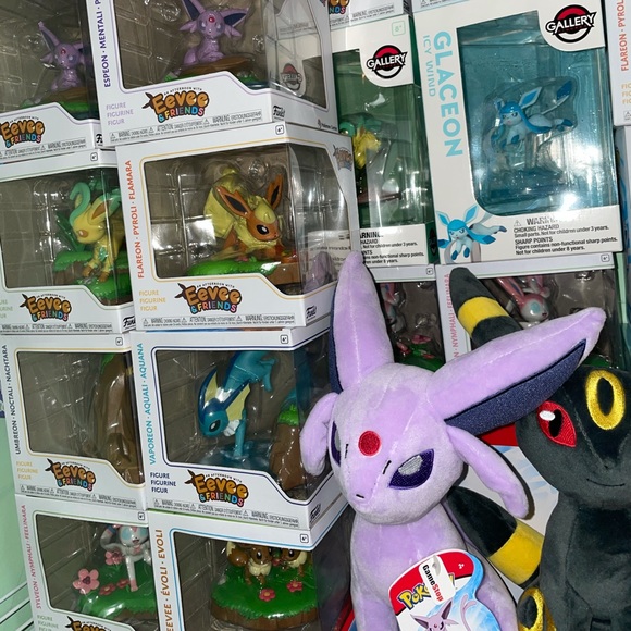 Pokémon Mystery Box! - Picture 7 of 12